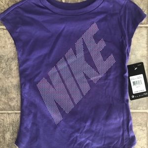 NWT Girls Nike Short Sleeve Shirt Size 4